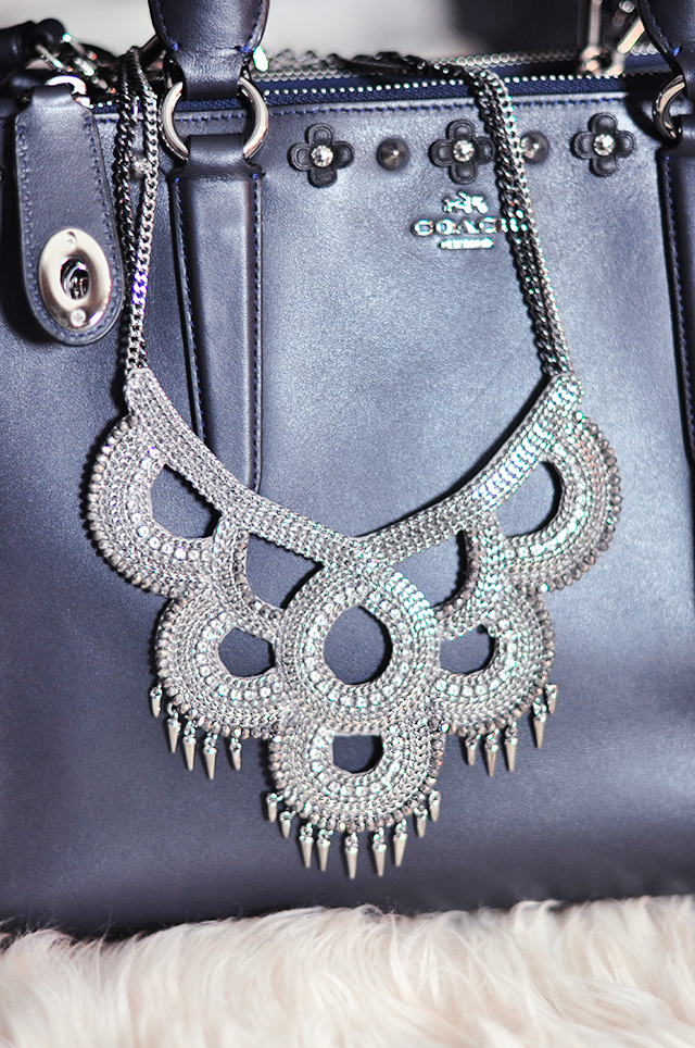 1-statement-necklace-with-studs