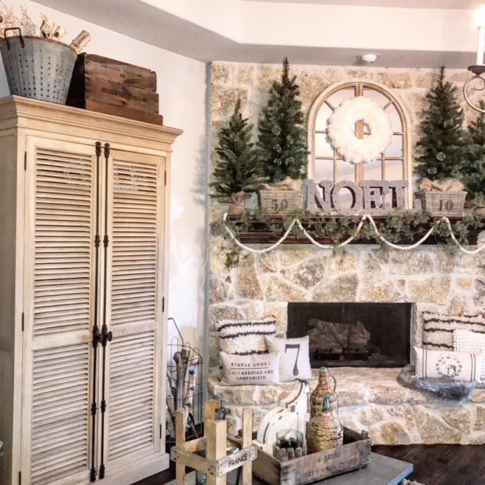 Rustic Christmas and Holiday Decorating Ideas