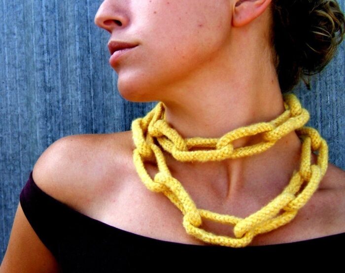 yellow knit chain necklace