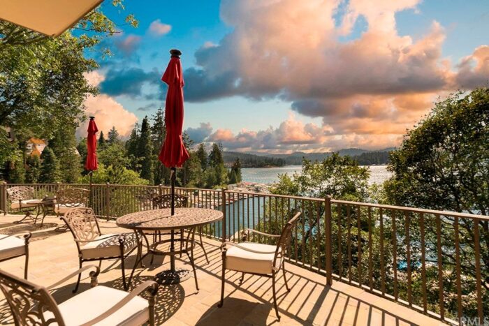 Lake Arrowhead homes for sale - estates on the lake