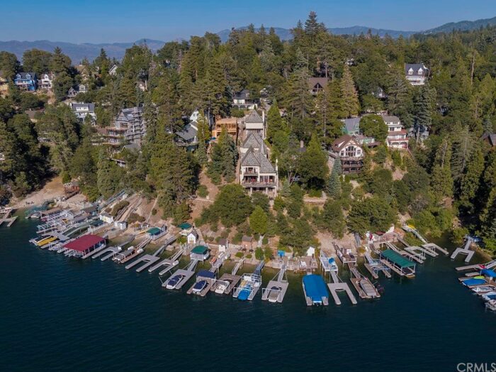 Lake Arrowhead homes for sale - estates on the lake