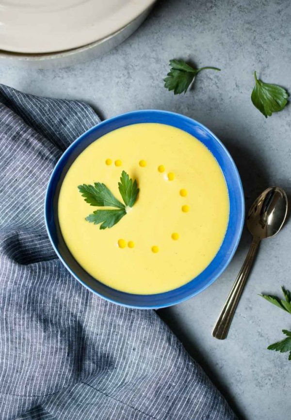 Soup Recipe / Golden-Cauliflower-Leek-Soup