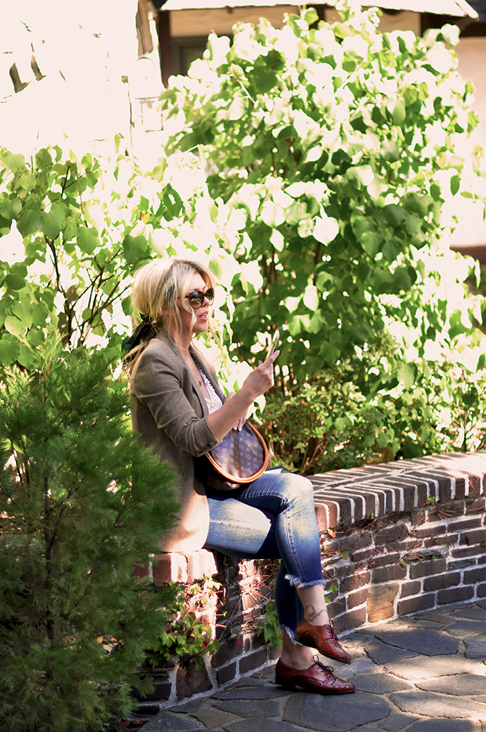 jeans-blazer-lace up oxfords-trotters-zappos-louis vuitton bag