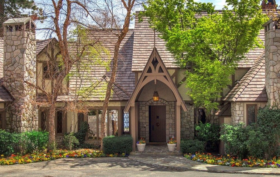 Lake Arrowhead waterfront home