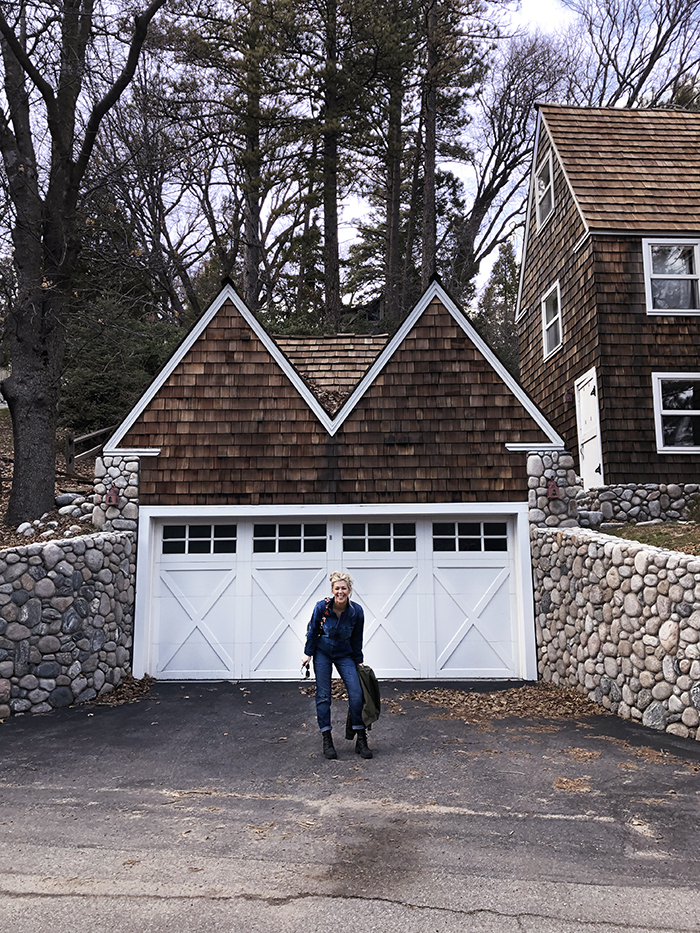 M frame house in lake arrowhead - love maegan tintari -denim coveralls