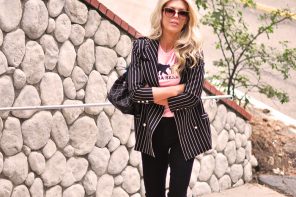 striped blazer-black jeans-pink tee-vans-chanel bag in lake arrowhead