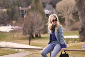 blue on blue monochromatic outfit - vintage denim on vintage levis outfit with sneakers - lake arrowhead golf course