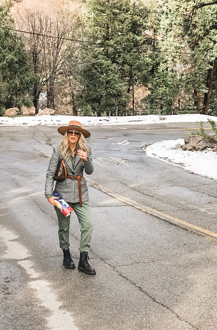 mountain style in the snow lake arrowhead-outlander