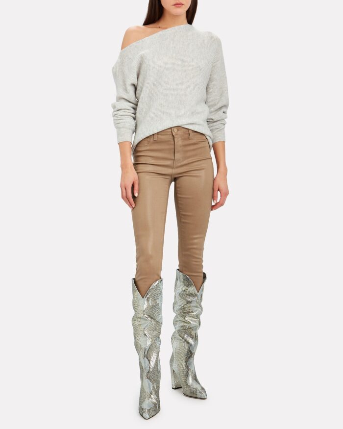 monochromatic fall style jeans and a sweater with silver boots