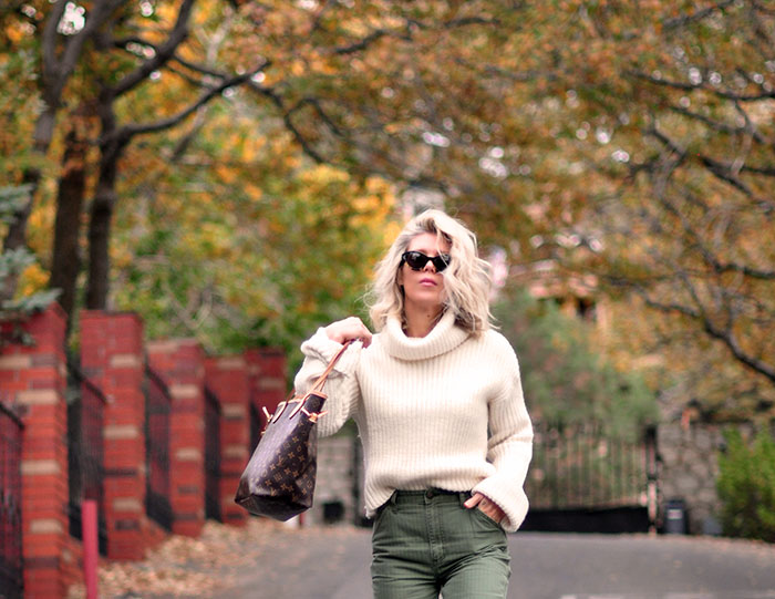 fall colors, fall style, blonde bob 