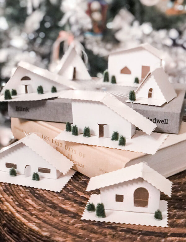 little tiny houses+diy christmas ornaments