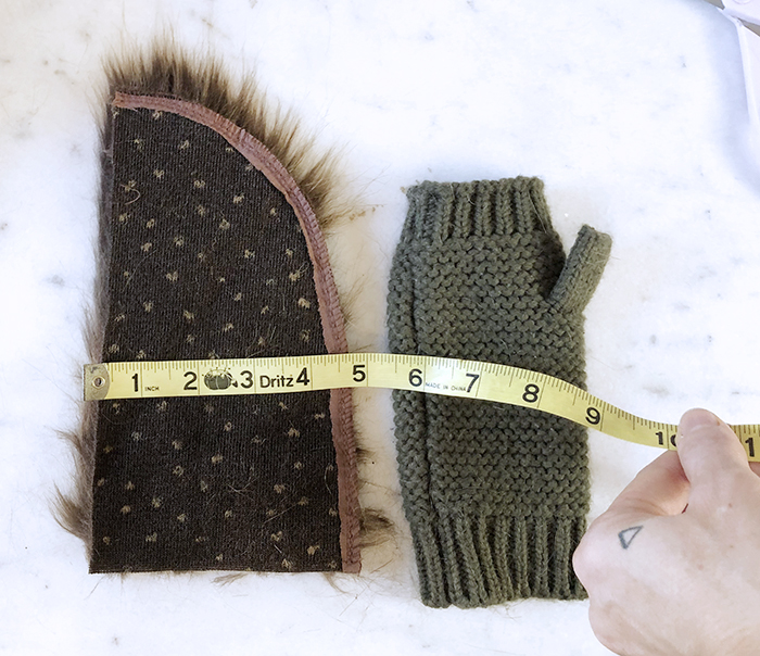 How to make faux fur gloves, diy fur gloves, fingerless knit gloves with faux fur