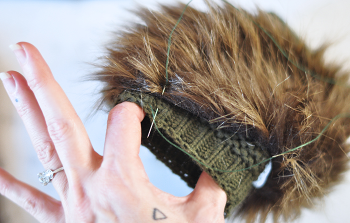 How to make faux fur gloves, diy fur gloves, fingerless knit gloves with faux fur