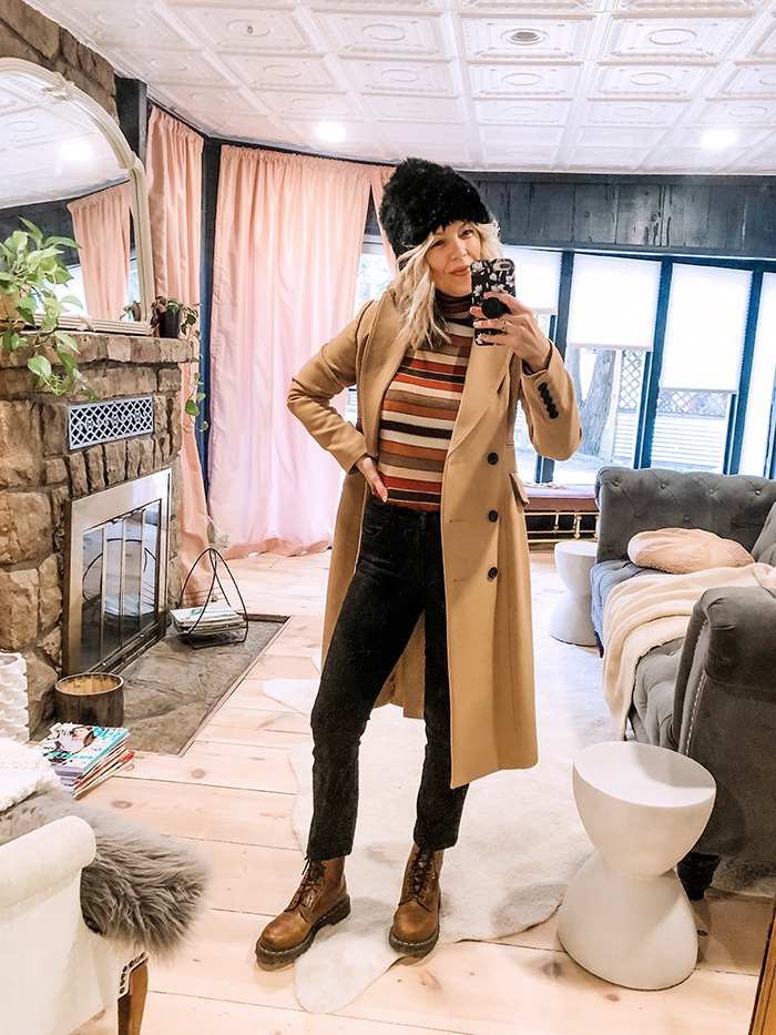 brown and black outfit, black jeans, brown docs, vintage 70s striped turtleneck, winter style