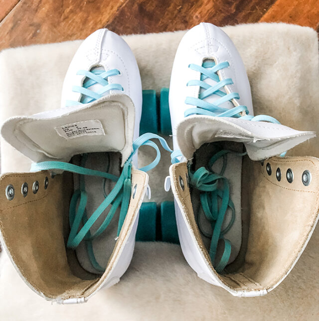 How To Make Your Roller Skates Fit Better // DIY Faux Fur Lining