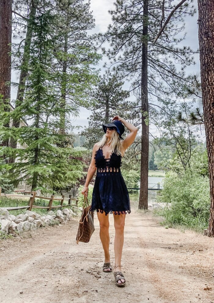 little black dress, summer style, summer dresses, louis vuitton bags, louis vuitton neverfull bag, fashion blog, lake arrowhead, country club, country club golf course, lake arrowhead pool