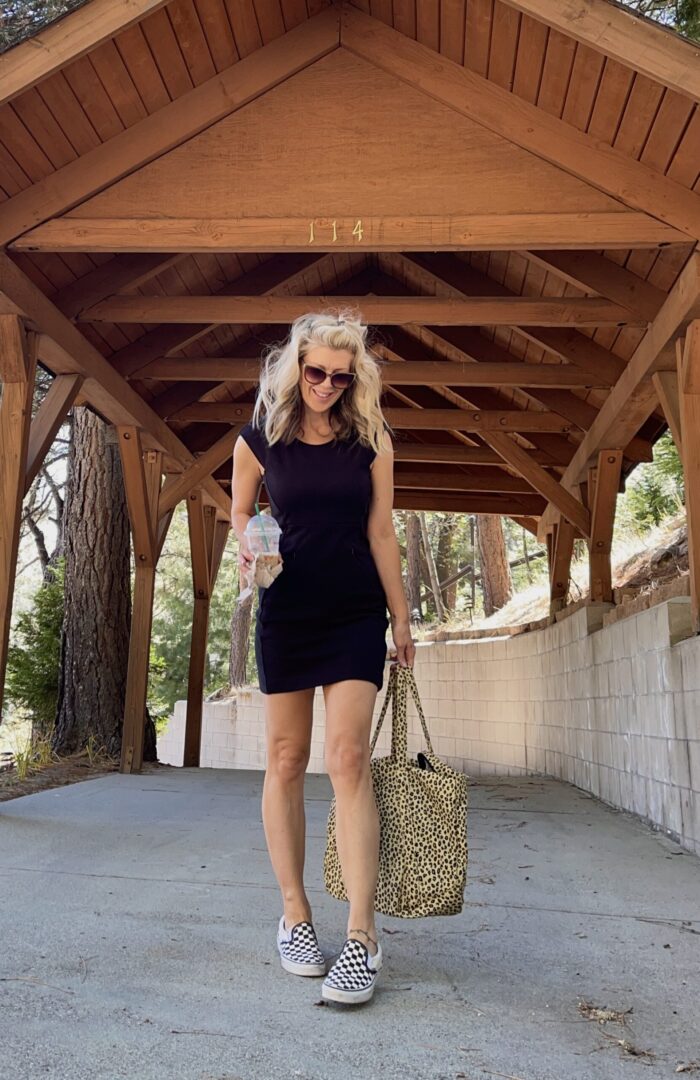 easy style, dresses with tennis shoes, vans and dresses, lbd, little black dress, black dress with checkered vans, summer style, lake arrowhead, california