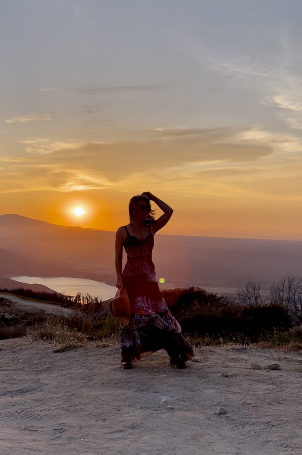 Standing in a Nice Dress Staring at the Sunset, Babe