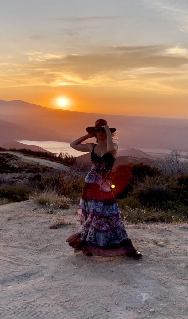 Standing in a Nice Dress Staring at the Sunset, Babe