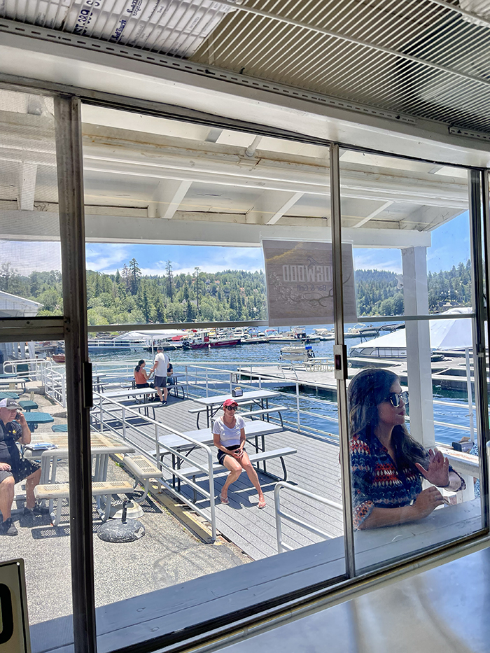 Dogwood Dockside Bar & Grill at the Lake Arrowhead Marina