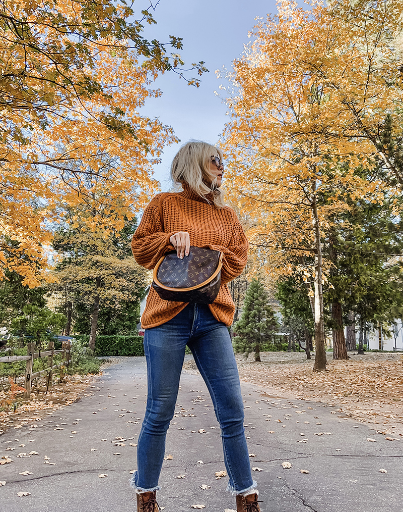 basic fall girl style, rust turtleneck sweater, cropped jeans, dr martens boots