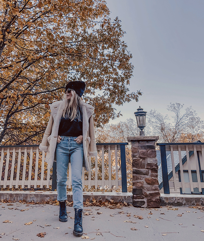 fall style, casual style with jeans, blonde on a tree lined street in the fall in lake arrowhead, love maegan