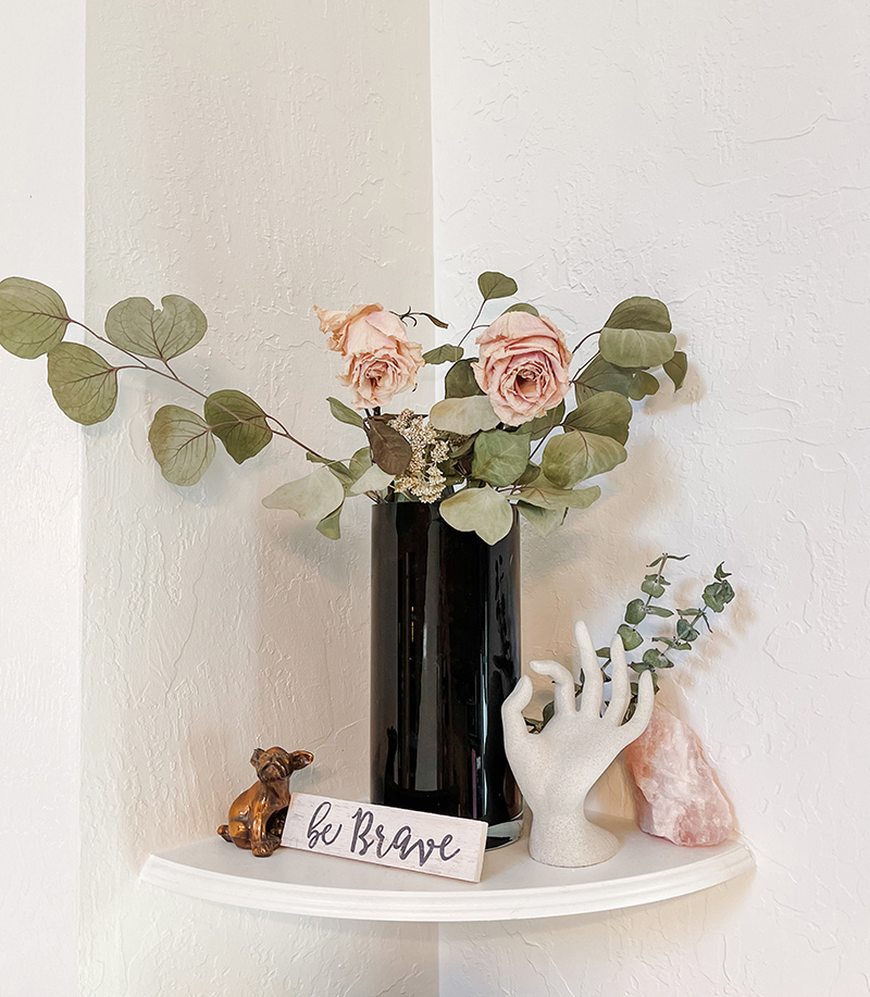 diy dried flowers-dried pink roses and eucalyptus leaves in a black vase