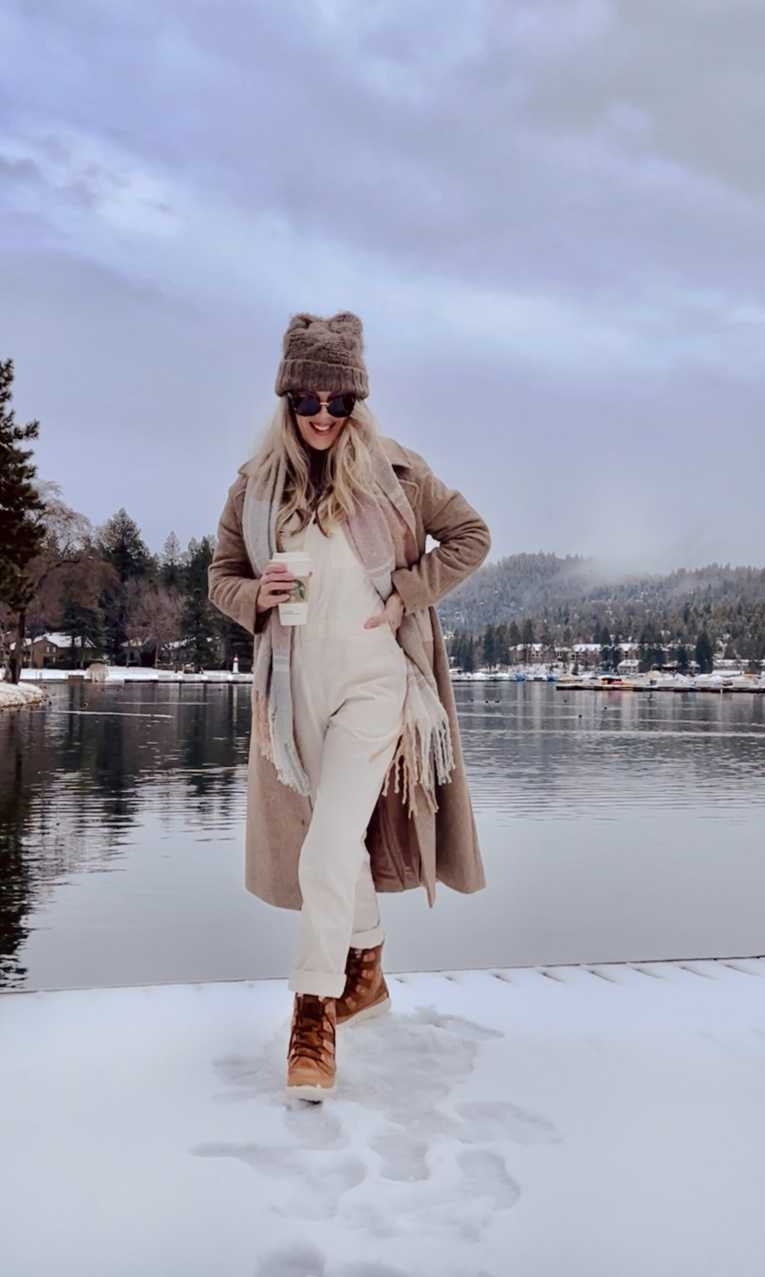 outfits in the snow, light hued monochromatic brown and tan look, style, winter style, snow day, lake arrowhead, on the lake, lake life, california mountains