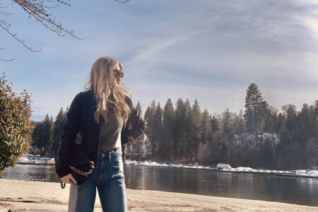 Two-toned jeans-lee jeans-dr martens-lake arrowhead-winter outfit