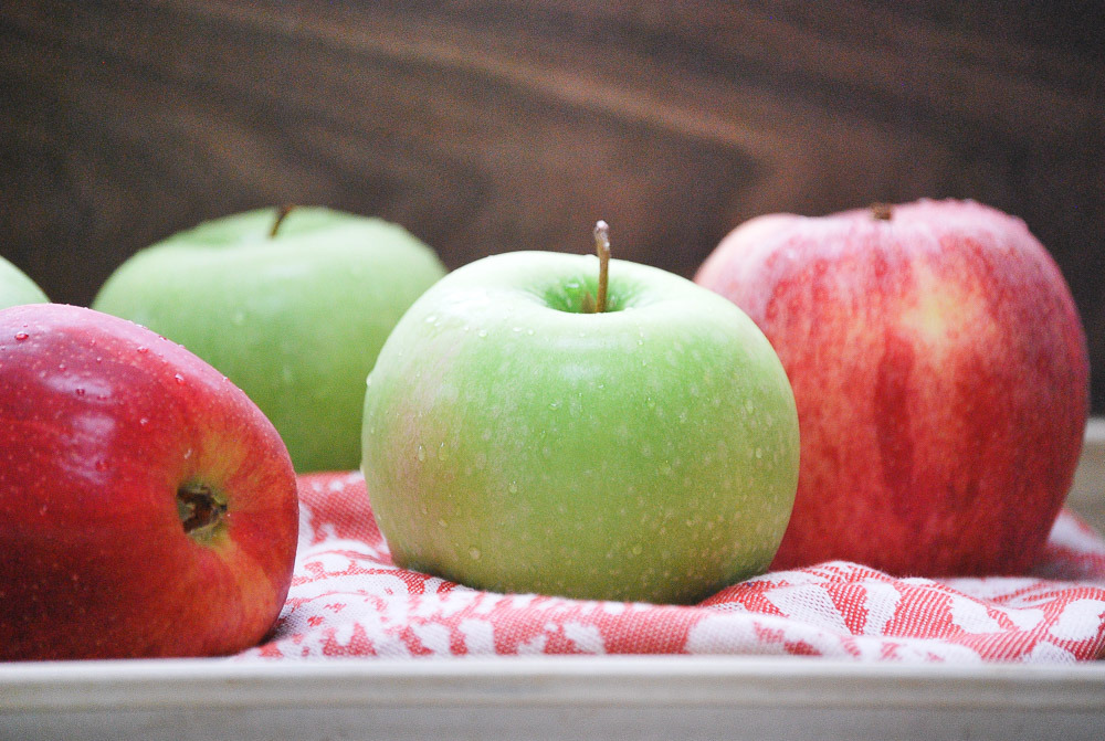 Baked-Apple-Chips