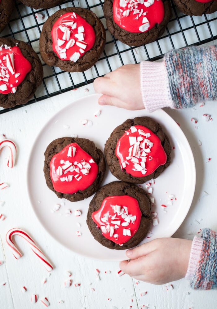 chocolate-peppermint-cream-cookies-5