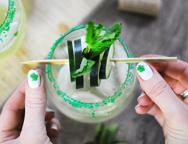 Cucumber Mint wine coacktail_St Patrick's Day nails