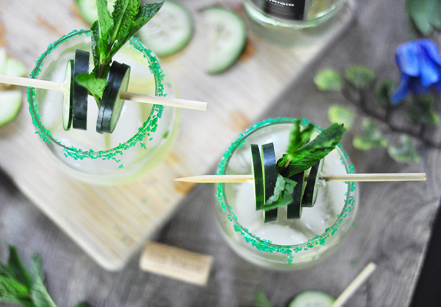 Cucumber mint wine cocktail recipe