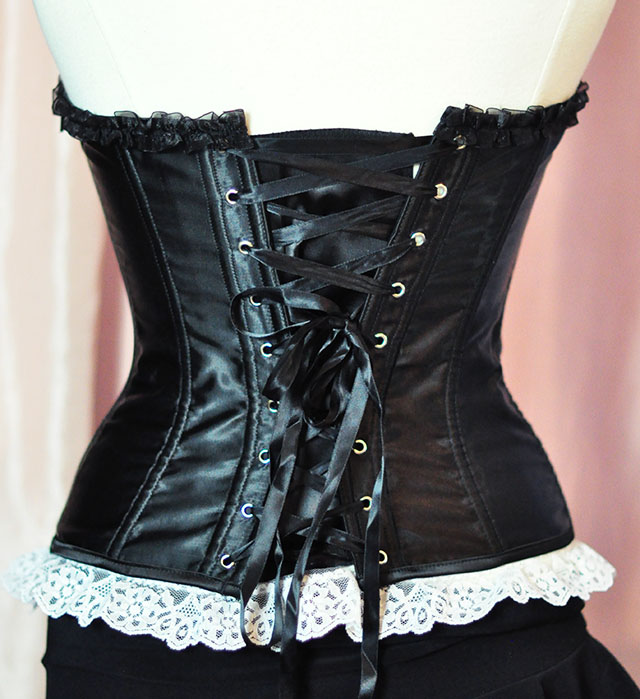 DIY Harley Quinn corset-back