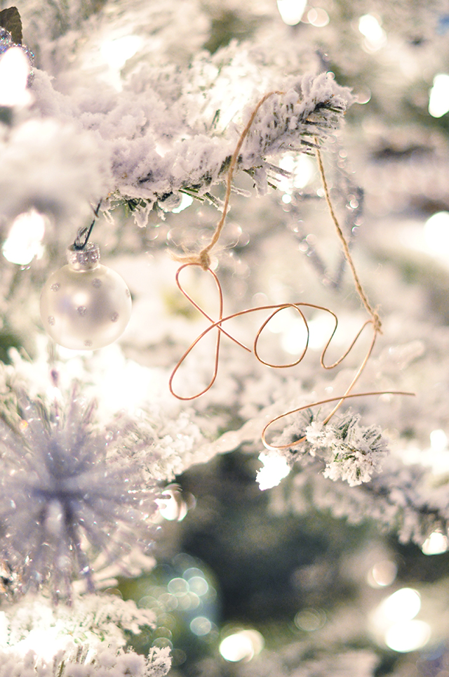 diy-joy-ornament-on-the-tree