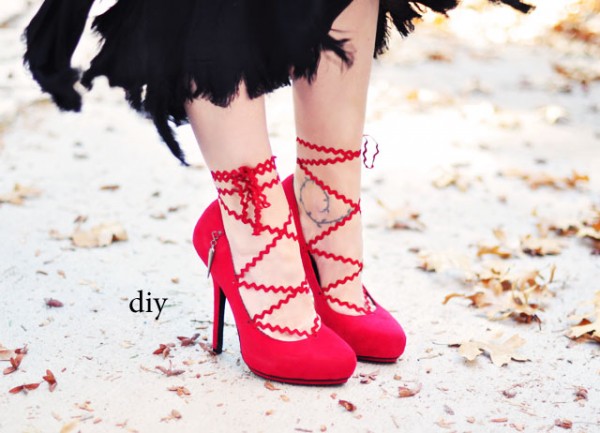 DIY Lace up shoes - red platform pumps with chevron ric rac laces