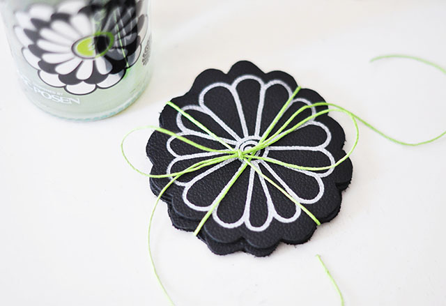 DIY Leather Flower Coasters_Posen_Domani