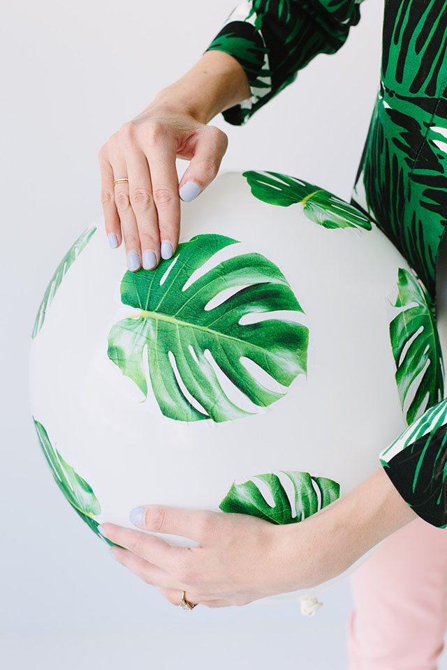 DIY-Palm-Leaf-Balloons-Step-5