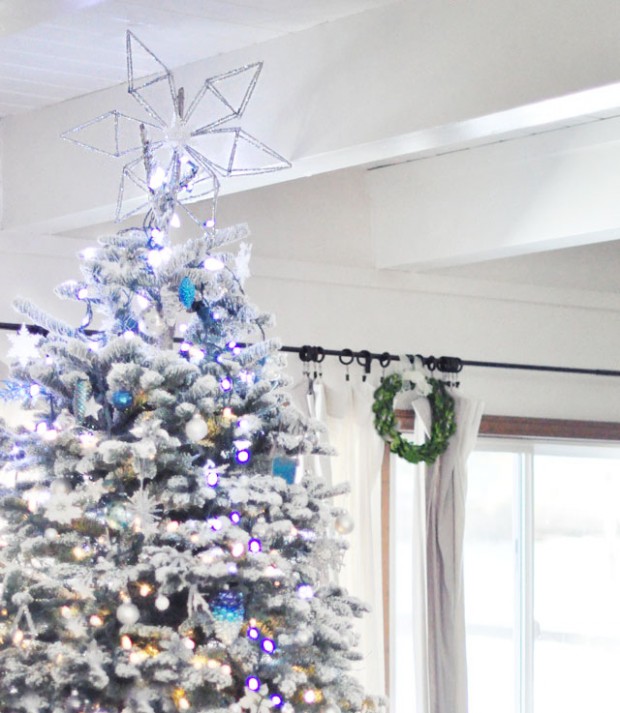 DIY snowflake tree topper- 1 pipe cleaners