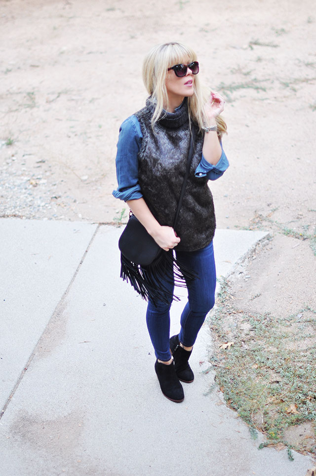 Denim on denim_Faux fur vest_boots_fringe bag-1