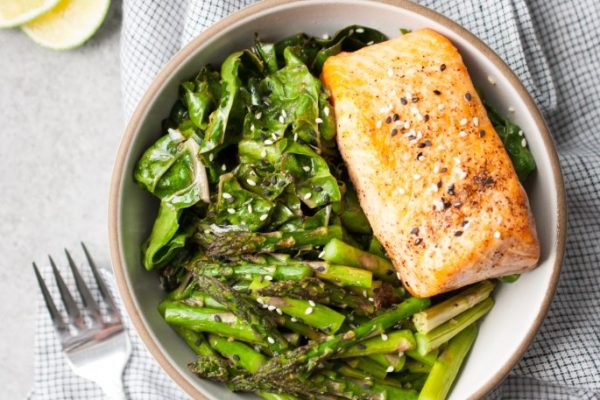 Easy-Broiled-Salmon-Bowl-4