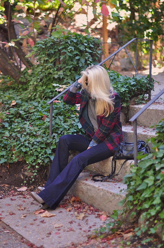 fall-style-flares-and-plaid-jacket