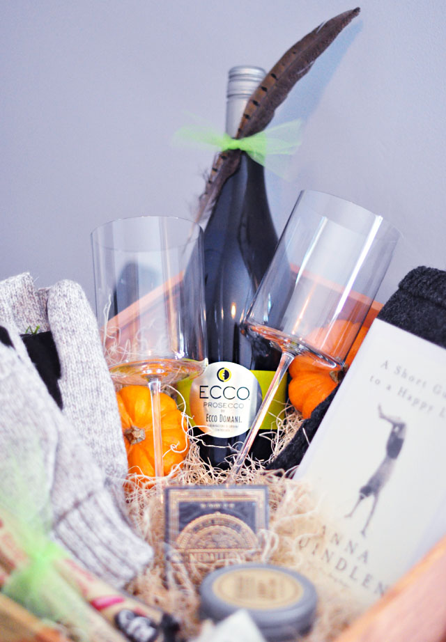 Friendsgiving guest room basket