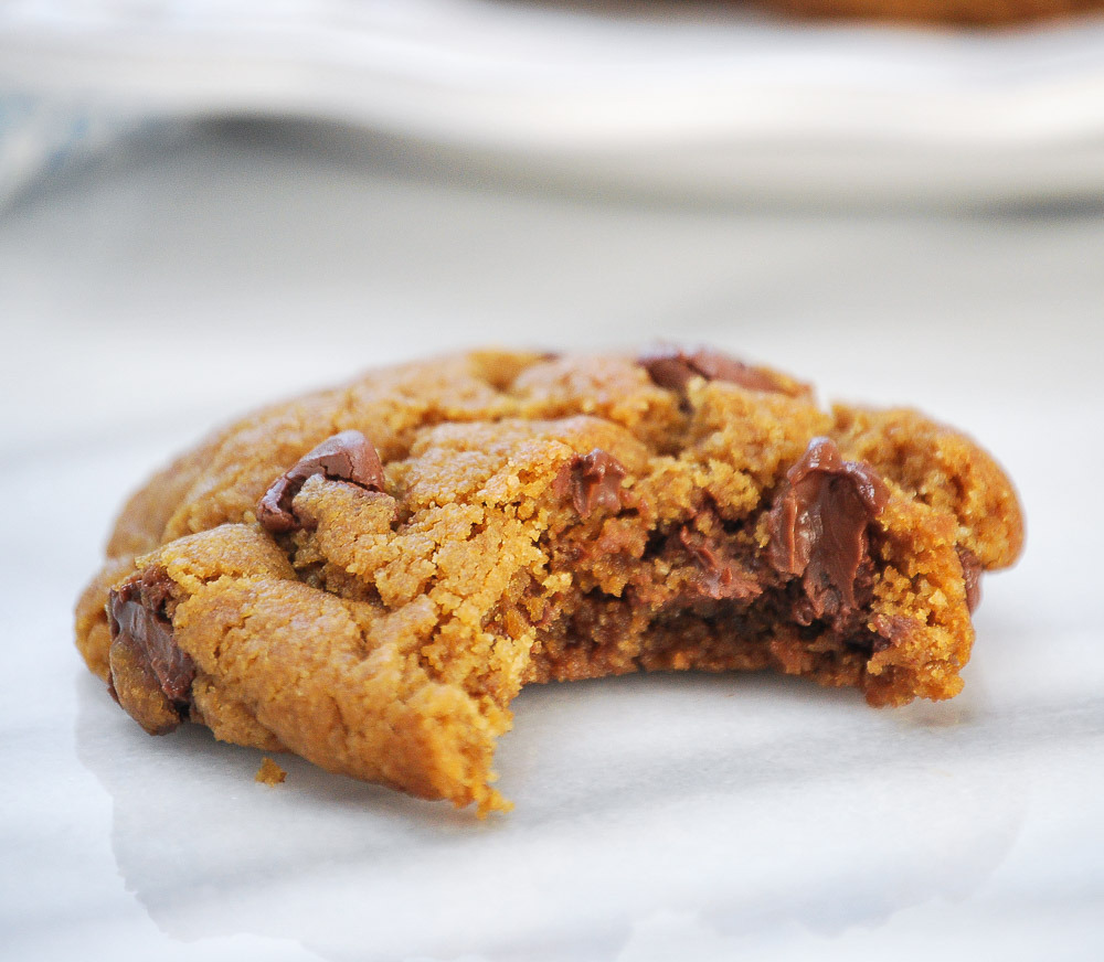 Gluten-Free-Peanut-Butter-Chocolate-Chip-Cookies-5