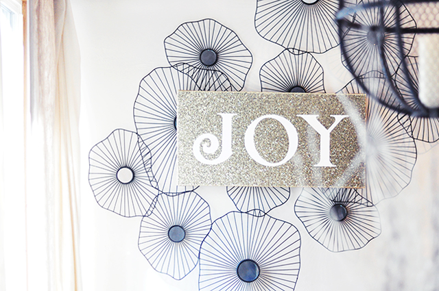 Gold Glitter JOY canvas