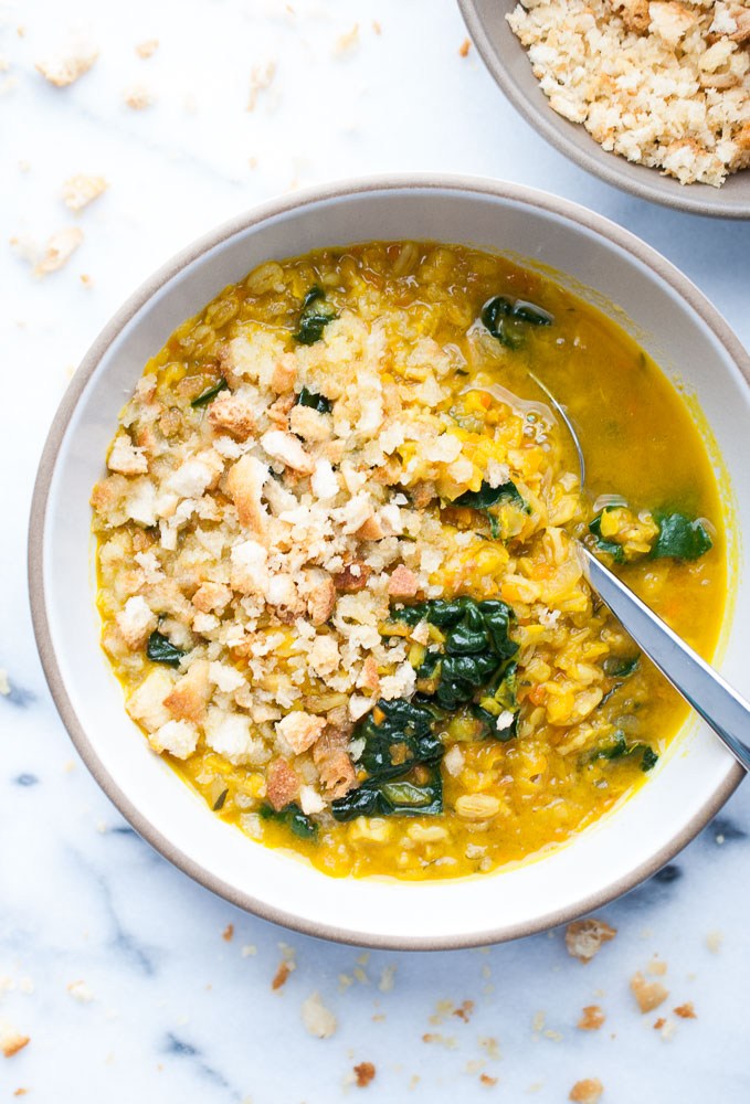 Healing-Turmeric-Lentil-Farro-Soup-5