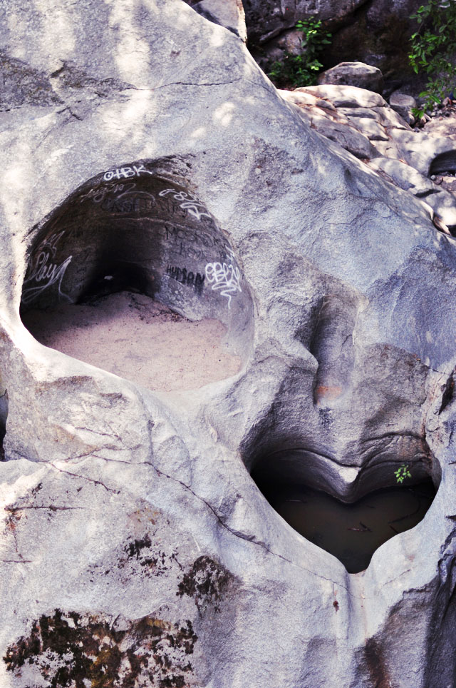 Heart Rock Crestline - natural rock formations