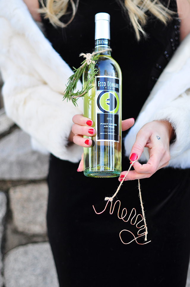 holiday-gifting-diy-ornaments-with-ecco-domani-wine