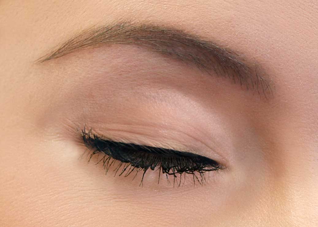 Graphic Party EyeLiner Tutorial by Ciate London