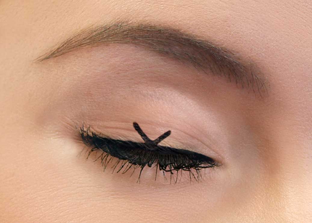 Graphic Party EyeLiner Tutorial by Ciate London